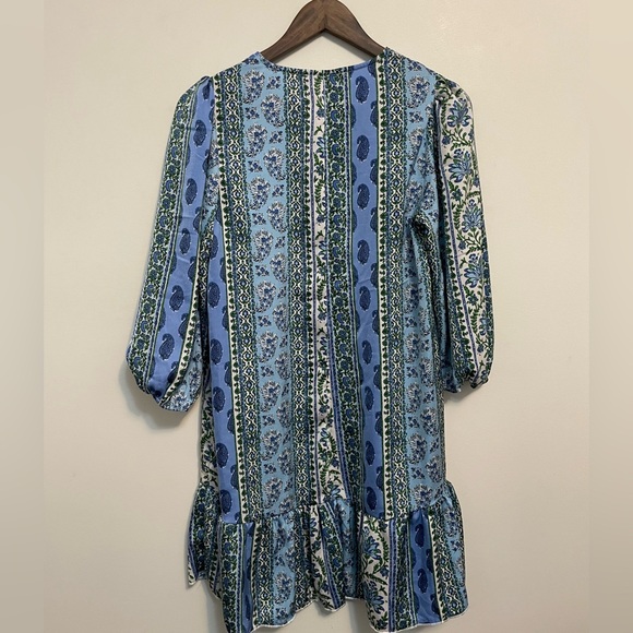 Black Tape Blue, Green, White Paisley Patchwork Rufled Hem Silk Dress - Picture 2 of 6